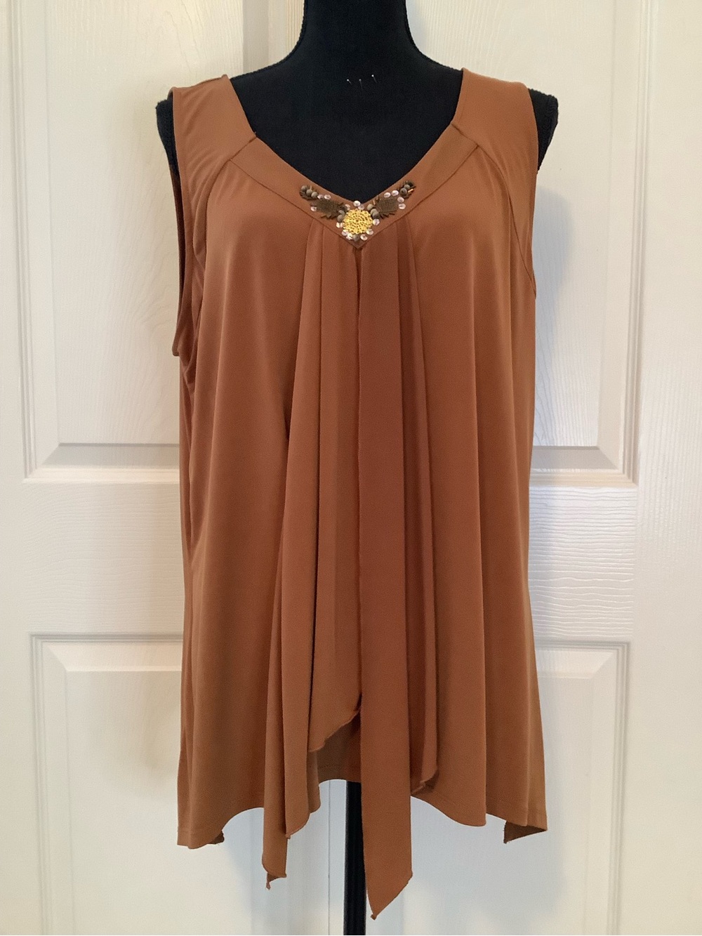 Ellen Tracy Brown Sleeveless V-Neck Beaded Draped Camisole